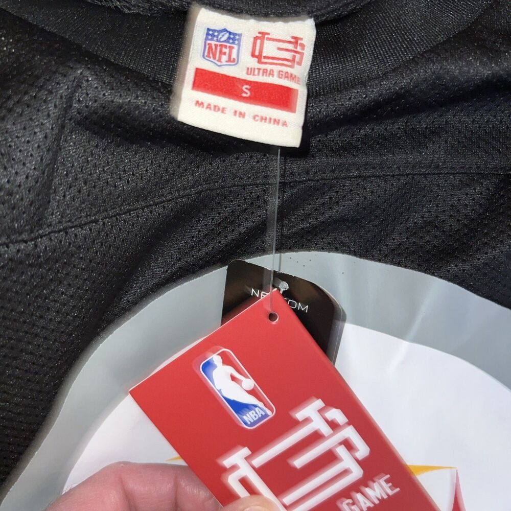 NEW WITH TAGS NFL TRAM APPAREL PITTSBURGH STEELERS  T-SHIRT WOMEN'S SIZE S